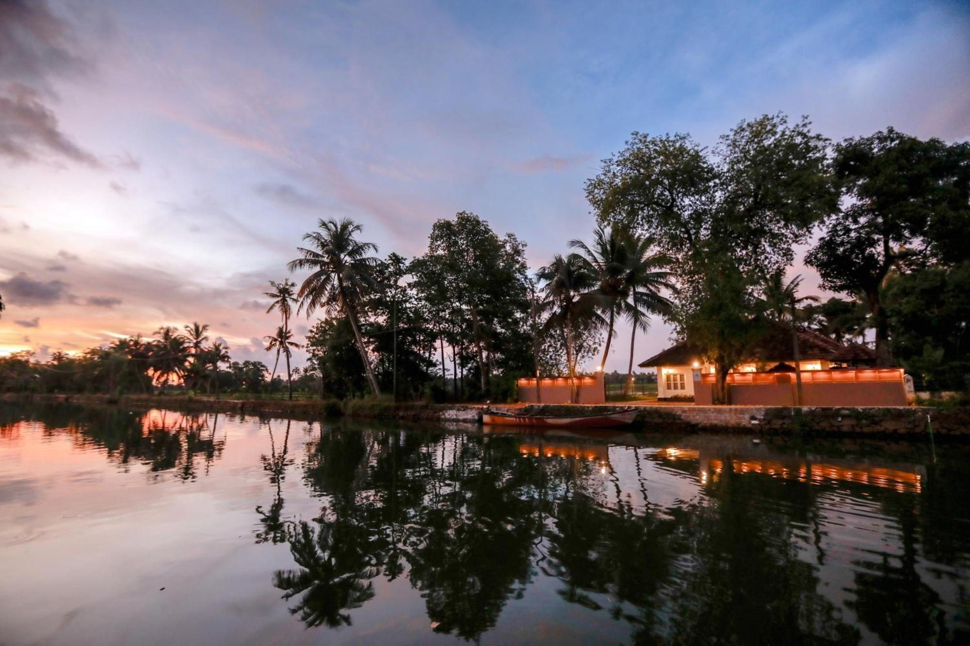Paadam By The Backwaters Kumarakom Exterior foto